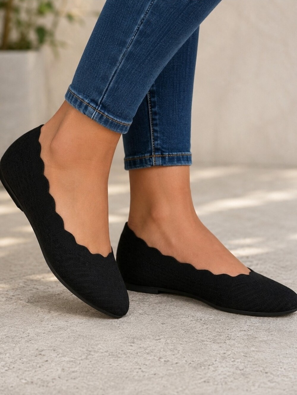 Skechers Cleo Bewitch Classic Minimalist Scalloped Comfort Ballet Flats 7M